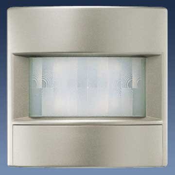 JUNG LS 990 Edelstahl Накладка датчика движения Стандарт 1,1м (ES1180) JUNG LS 990 Edelstahl Накладка датчика движения Стандарт 1,1м (ES1180)