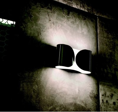 Настенный светильник бра Flos F2400030 FOGLIO Настенный светильник бра Flos F2400030 FOGLIO