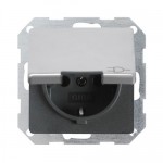 Gira E22 Алюминий Розетка с/з с крышкой (G0454203)