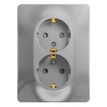 SE Glossa Алюминий Розетка 2-я с заземлением со шторками (в сборе с рамкой) (GSL000326)