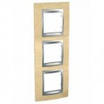 Unica Top Бук Рамка 3-ая вертикальная MGU66.006V.0M1