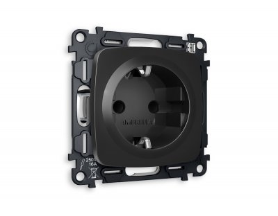 Комплект механизма электрической розетки OMEGA MO807010 Черный матовый с заземлением и шторками 2P+E 16A-250V QUANT Ambrella Volt Комплект механизма электрической розетки OMEGA MO807010 Черный матовый с заземлением и шторками 2P+E 16A-250V QUANT Ambrella Volt