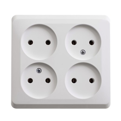 Lexel Этюд Белый Розетка 4 местная без заземления без шторок Lexel Этюд Белый Розетка 4 местная без заземления без шторок