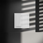 Перекрестный переключатель встраиваемый VOLTUM S70 двухклавишный 10А, (белый глянцевый)