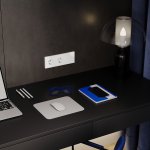 Розетка встраиваемая VOLTUM S70 с заземлением и защитными шторками, 16А, (белый глянцевый) (VLS040201)