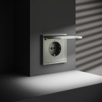 Розетка встраиваемая VOLTUM S70 с заземлением, защитными шторками и крышкой 16А, (сталь) (VLS040305)