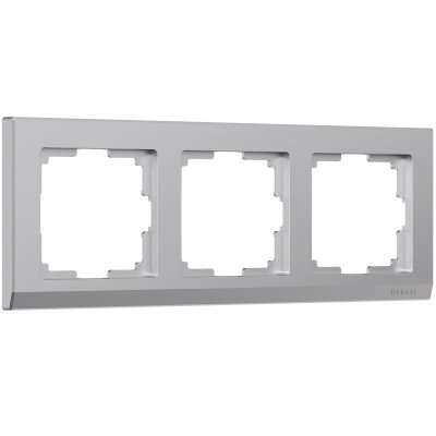 Рамка из поликарбоната на 3 поста Stark серебряный W0031806