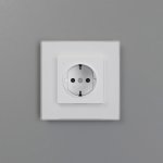 Розетка с подсветкой W (белый матовый) W1171461