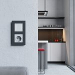 Сенсорный выключатель двухклавишный с подсветкой белый W4522001