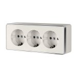 Розетка тройная с заземлением и шторками Gallant слоновая кость W5073103
