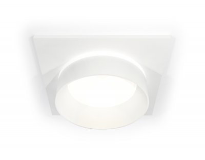 Комплект встраиваемого светильника с акрилом Ambrella XC6520061 XC Комплект встраиваемого светильника с акрилом Ambrella XC6520061 XC