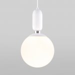 Подвесной светильник со стеклянным плафоном Eurosvet 50197/1 белый Bubble