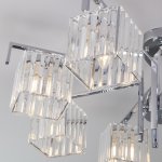Потолочная люстра с хрусталем Eurosvet 10117/8 хром/прозрачный хрусталь Strotskis April