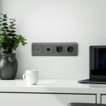 Розетка с заземлением и шторками (графит рифленый) W1171104 Werkel