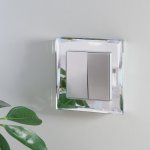 W1122006/ Выключатель двухклавишный проходной (серебряный) W1122006