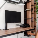 Розетка с заземлением (cеребряный рифленый) W1171009 Werkel