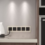 Рамка на 5 постов Favorit (молочный, стекло) Werkel W0051141