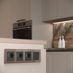 Рамка на 4 поста Favorit (латте, стекло) Werkel W0041142