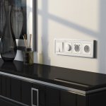 Рамка на 4 поста Baguette (белый/серебро) Werkel W0042850