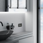 Розетка влагозащ. с зазем. с защит. крышкой и шторками (графит акрил) Werkel W1171244