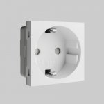 Модульная розетка с заземлением и шторками 45*45  (белый) Werkel W1171160