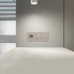 Розетка с заземлением и шторками (дымчатый) Werkel W1271104