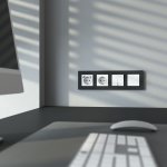 Розетка с заземлением и шторками c крышкой IP44 N (белый матовый) W1171261