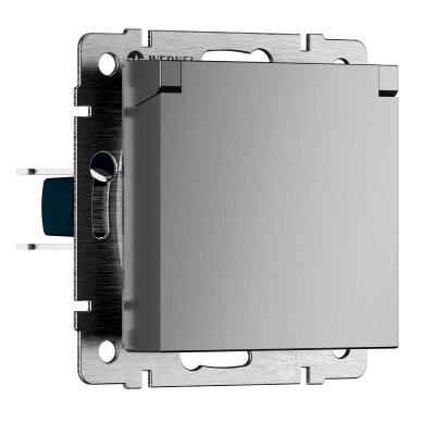 Розетка влагозащ. с зазем. с защит. крышкой и шторками N (cеребряный рифленый) Werkel W1171209
