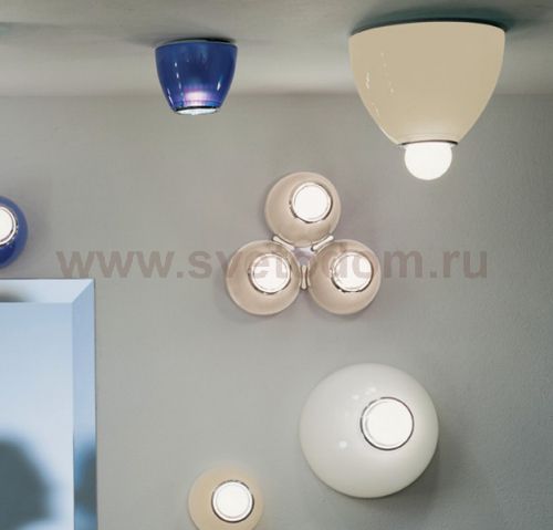 Настенный светильник бра Artemide 0380010A KALIAS