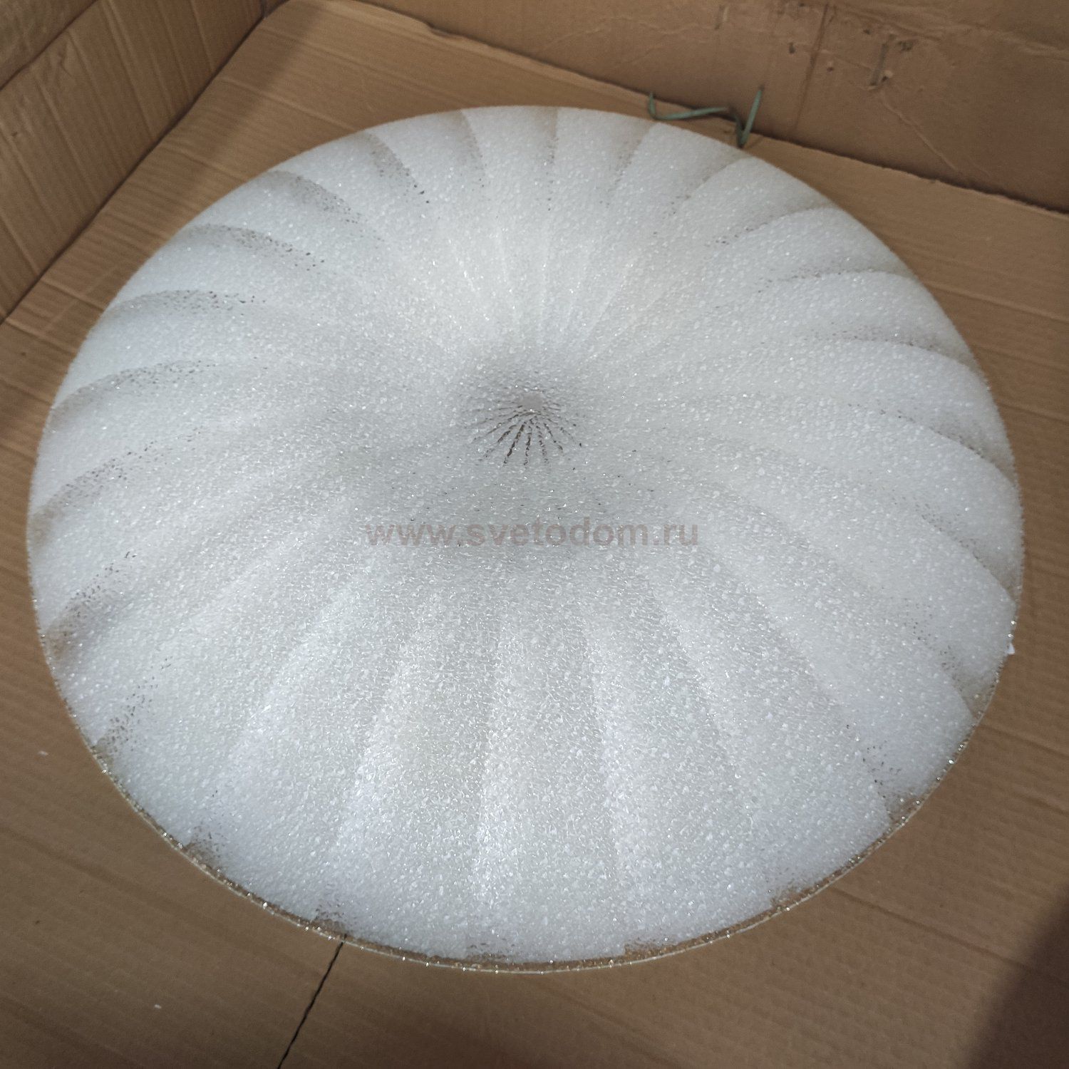 Потолочный светильник LED4U 1101/750 CR 160Вт 750мм с пультом