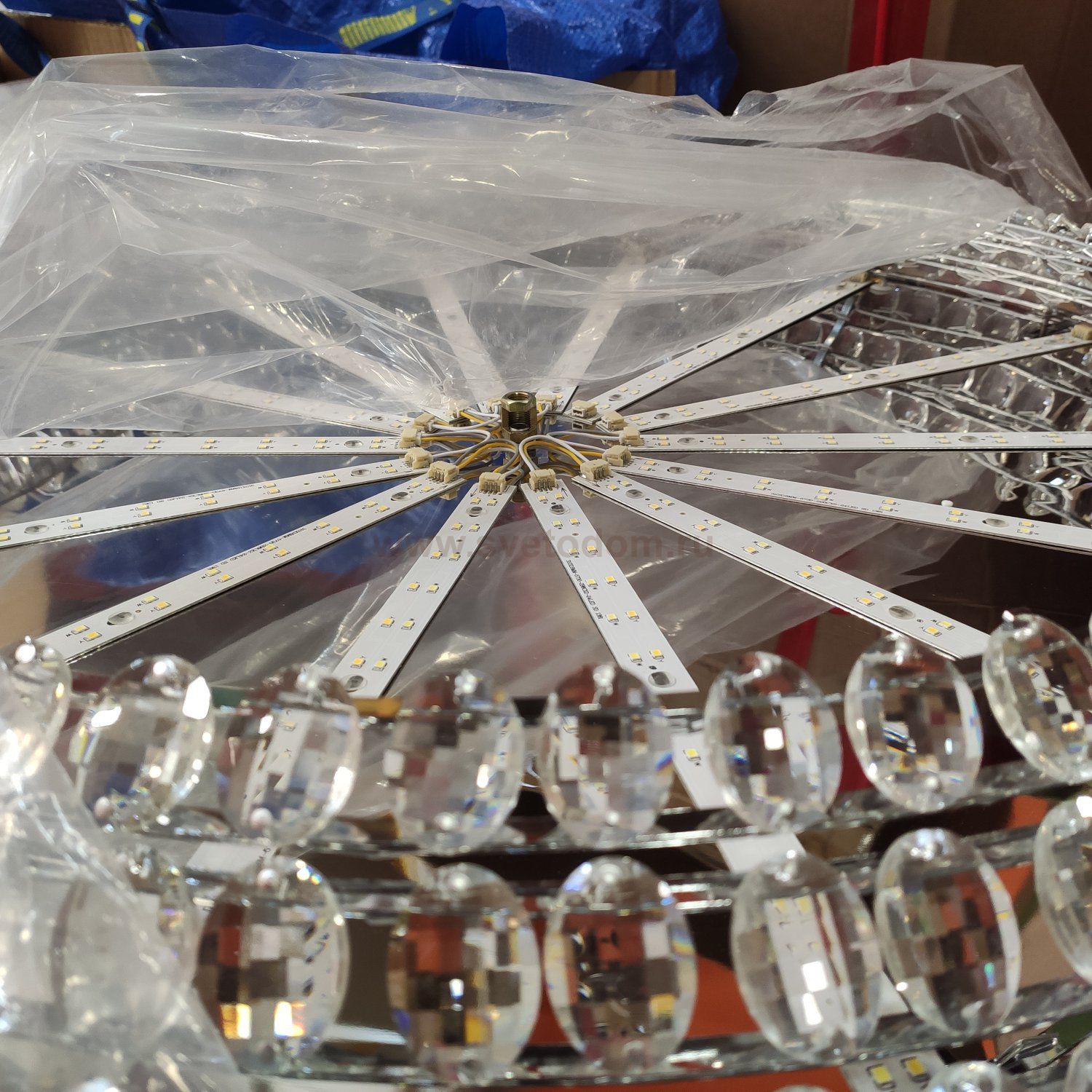 Потолочный светильник LED4U 1101/750 CR 160Вт 750мм с пультом