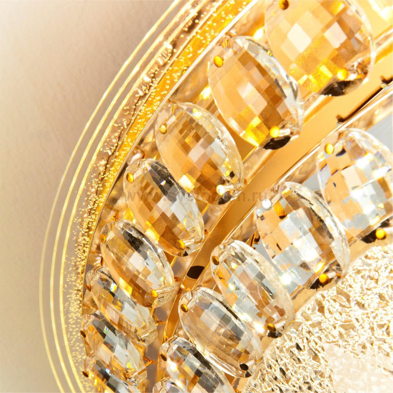 Потолочный светильник LED4U L1141-600 GD