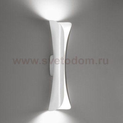 Светильник настенный бра Artemide 1372020A Cadmo