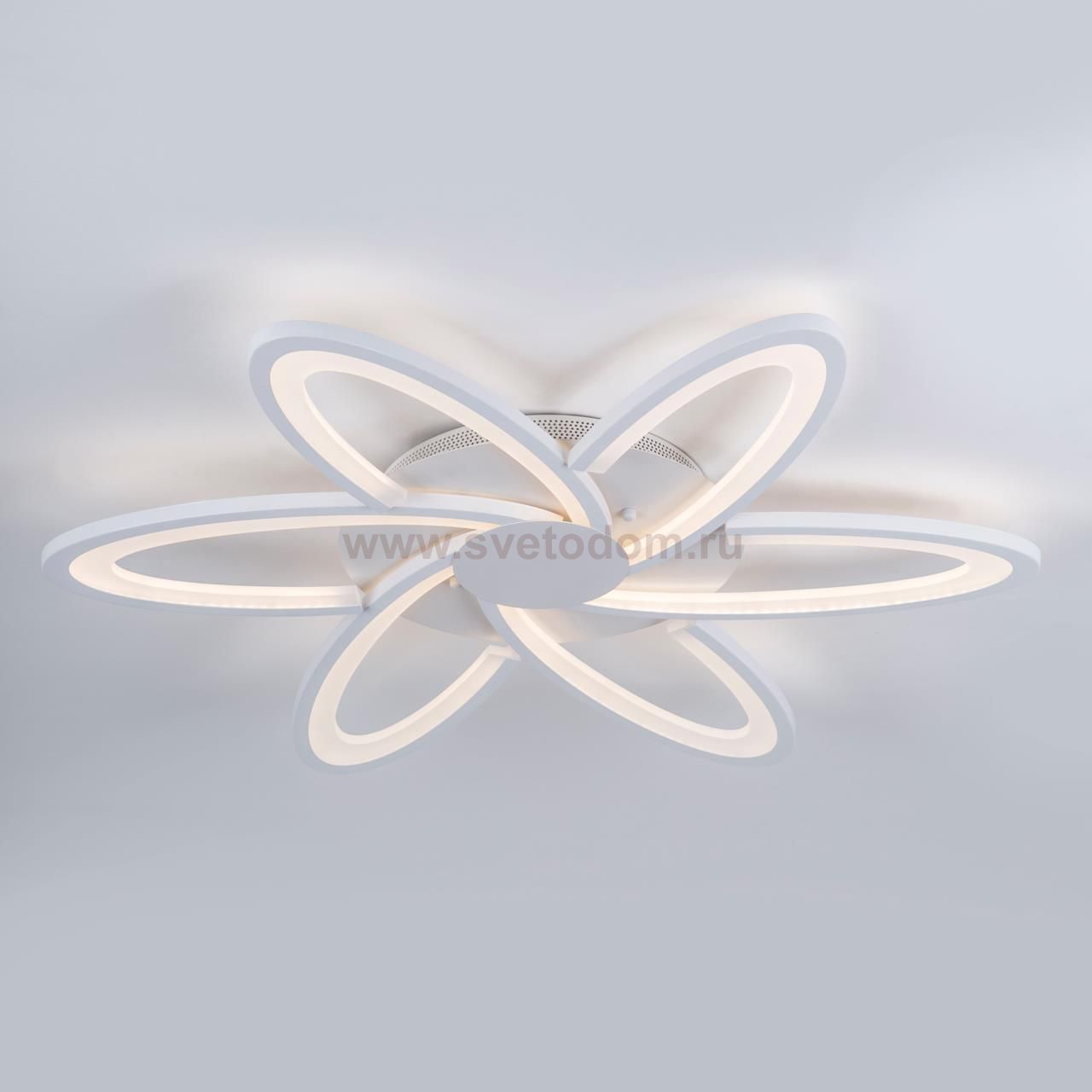 Потолочный светильник LED4U L1417-6 WH