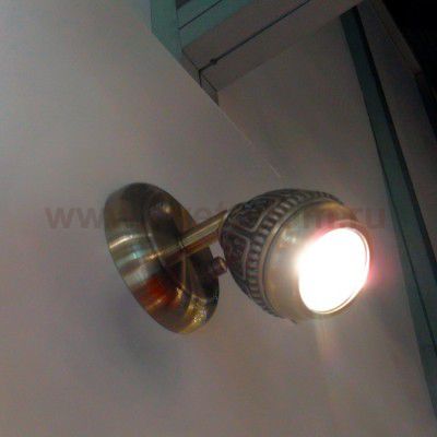 Светильник настенный бра Favourite 1584-1W Sorento