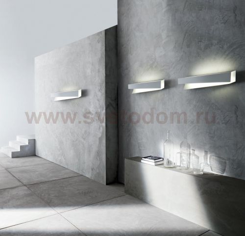 Настенный светильник Foscarini FLAP 3 белый