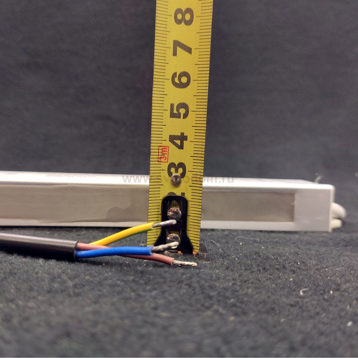 Блок питания для светодиодной ленты пылевлагозащищенный Gauss 40W 12V IP66 (202023040)