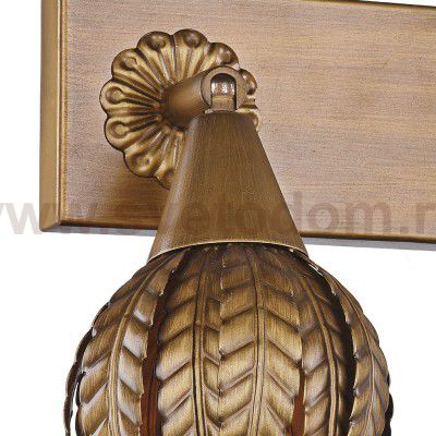 Настенный светильник спот Favourite 2029-3W Nelumbo