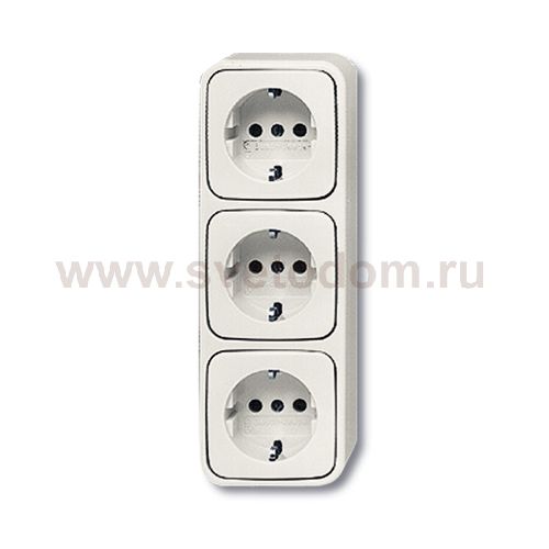 Розетка 3x2Р+Е для открытого монтажа Duro 2000 AP белый [BJE2300-03 E AP] 2056-0-0018