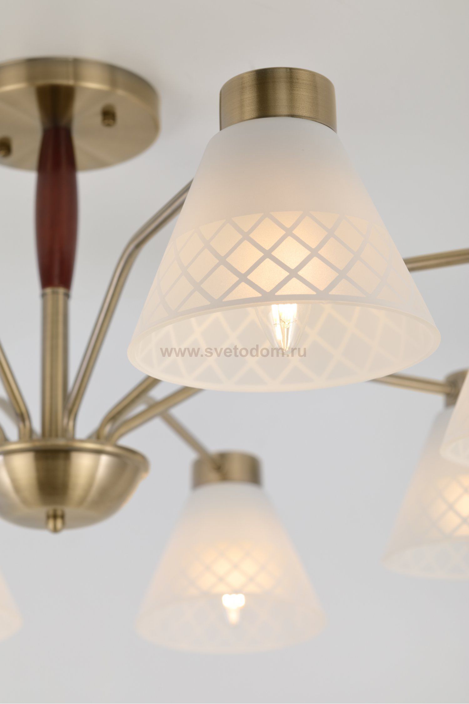 Люстра Rivoli Meta 2058-308 8 х Е27 40 Вт классика