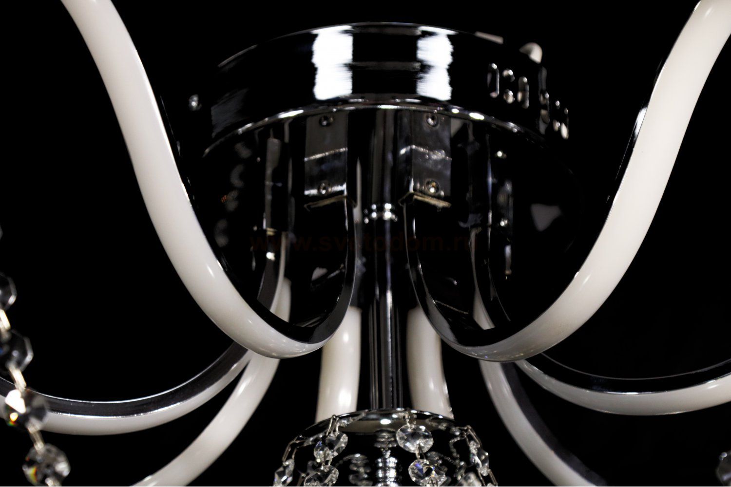 Люстра диодная COLOSSEO 83007/8C 64W