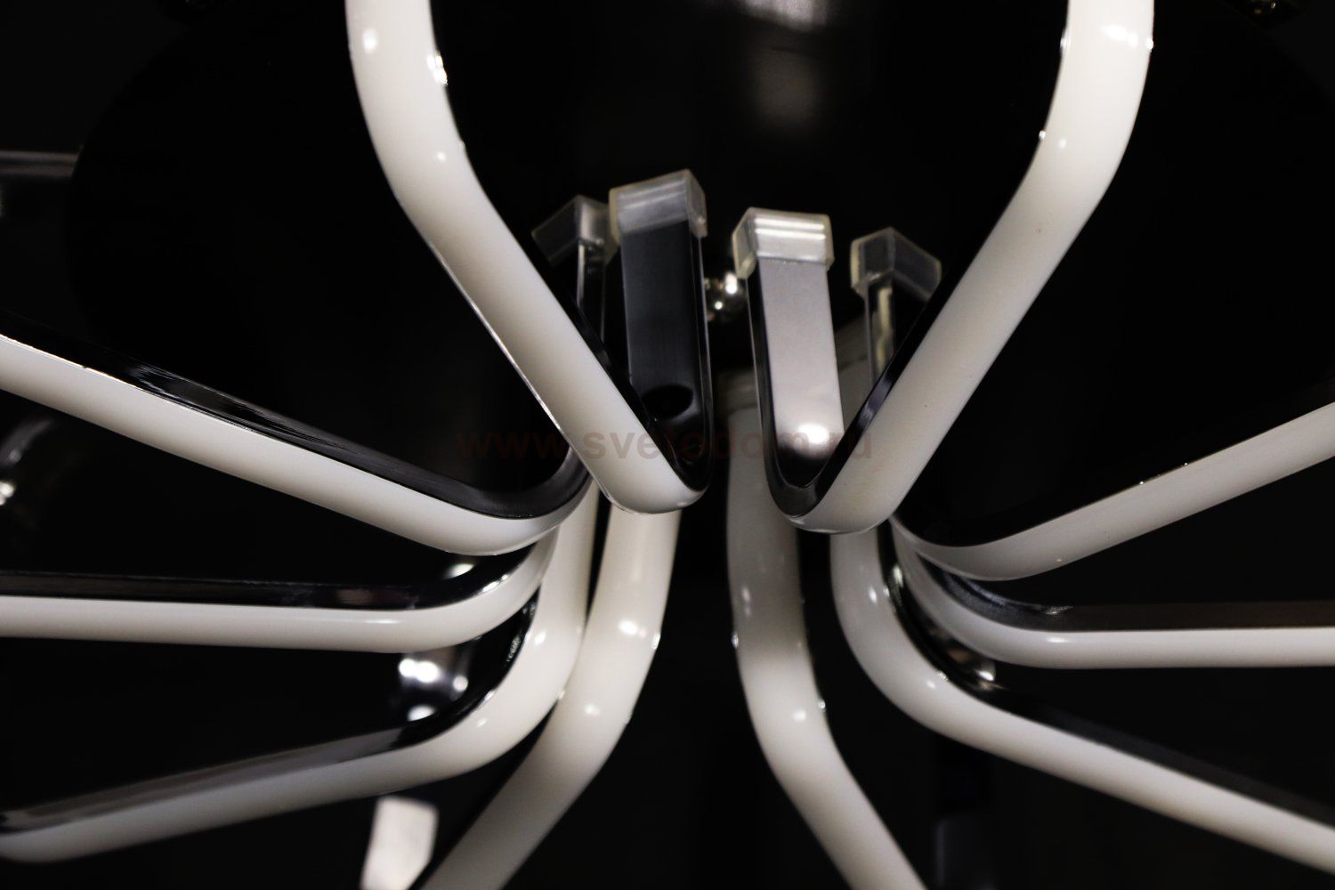 Люстра диодная COLOSSEO 83008/10C 80W