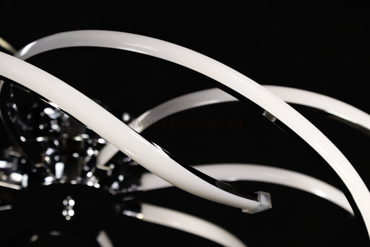 Люстра светодиодная 112Вт COLOSSEO 83011/8C