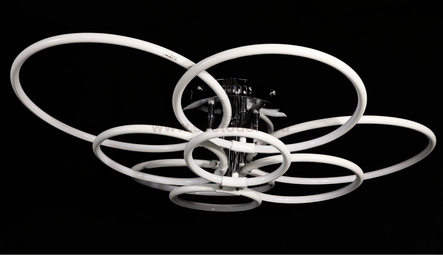 Диодная люстра 138W COLOSSEO 83006/8C