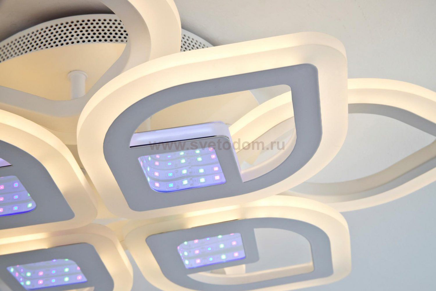 Потолочный светильник LED4U 2721-8