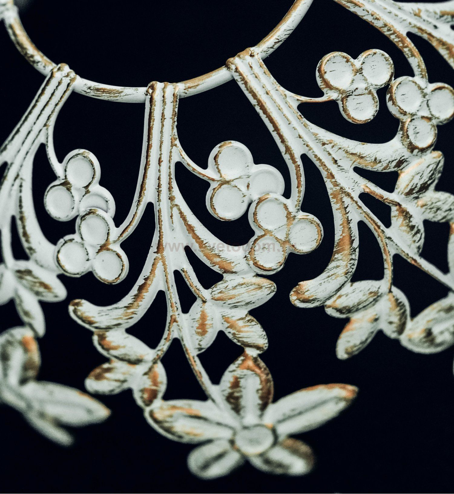 Люстра потолочная Lumion 3002/5C FLORANA