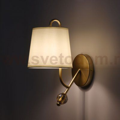 Светильник настенный бра Mw light 329022601 Вега