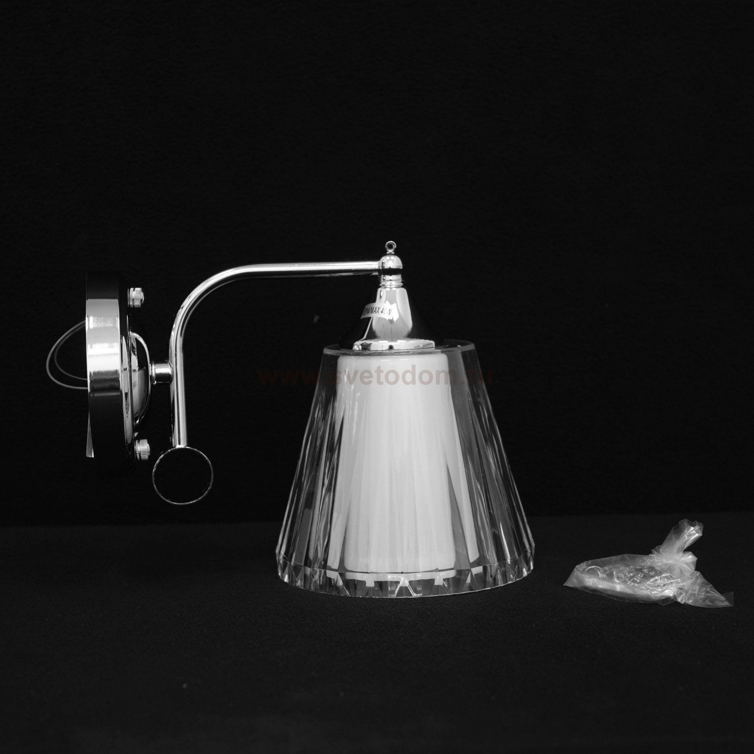 Светильник настенный бра Lumion 3411/1W MODESTA