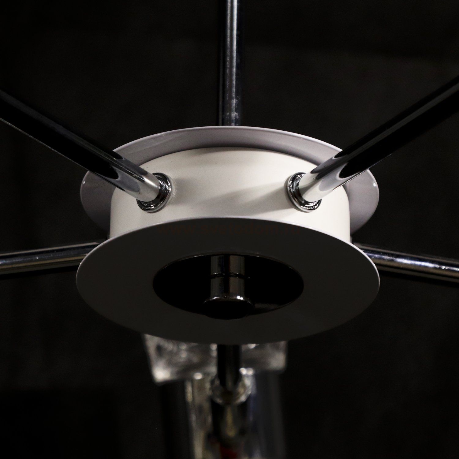 Люстра на штанге телескоп. Lumion 3530/5C SAMURIA