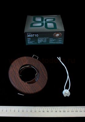Точечный встраиваемый светильник Novotech 369710 WOOD